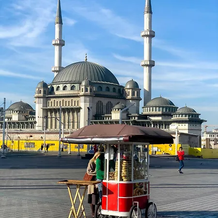 Hotel Tulip & Istanbul