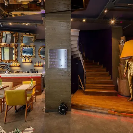 Tulip & 4* Istanbul
