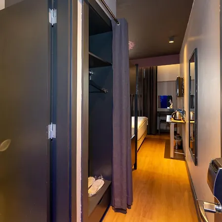 Tulip & Hotel 4*