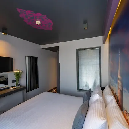 Tulip City Hotel & Spa - Istanbul Taksim Pera City Center מלון 4*
