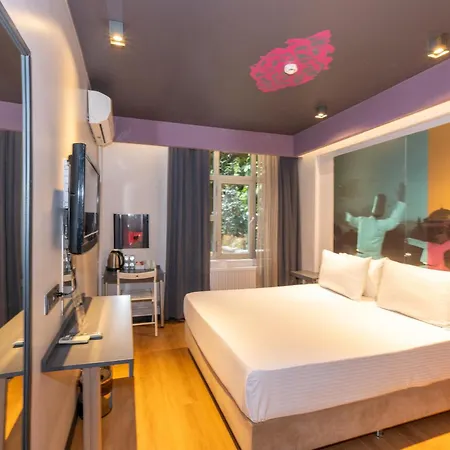 Tulip & 4* Isztambul