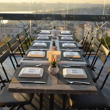 Tulip & 4* Istanbul