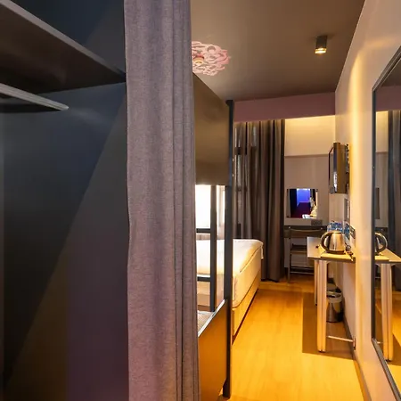 Hotel Tulip &