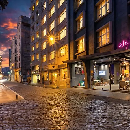 Tulip & 4* Istanbul