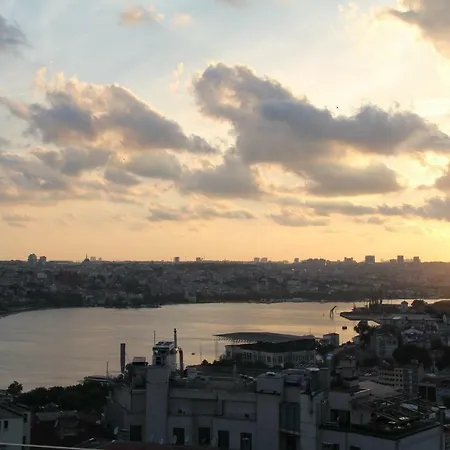 Szálloda Tulip & 4*